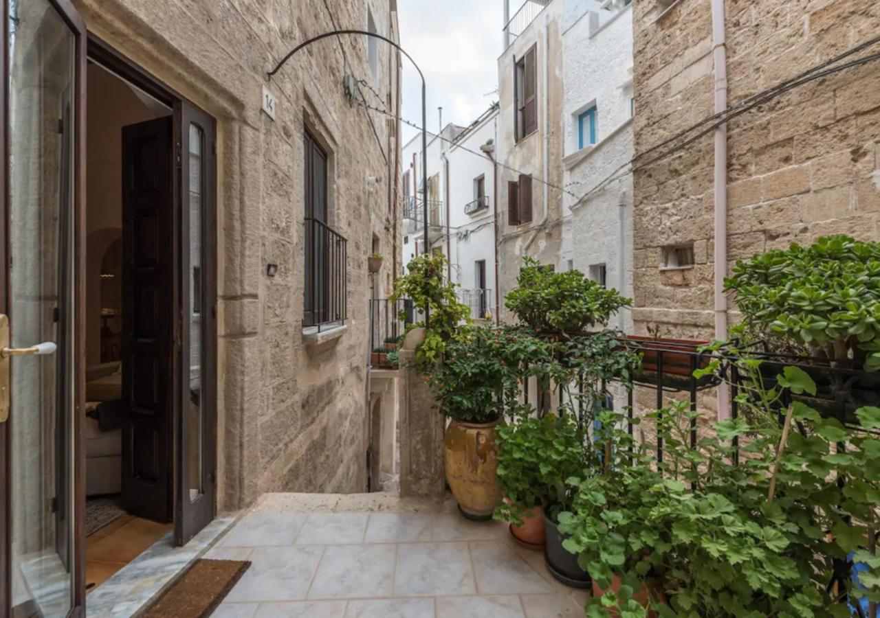 Casa Lucia nel cuore di Polignano a Mare Esterno foto